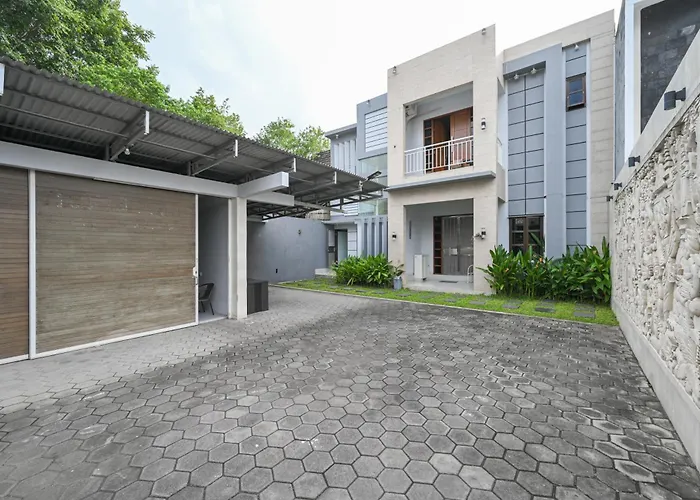 Puri Ratu With Private Pool Villa Jimbaran