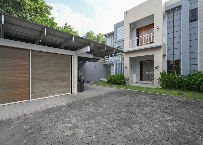 Puri Ratu With Private Pool *