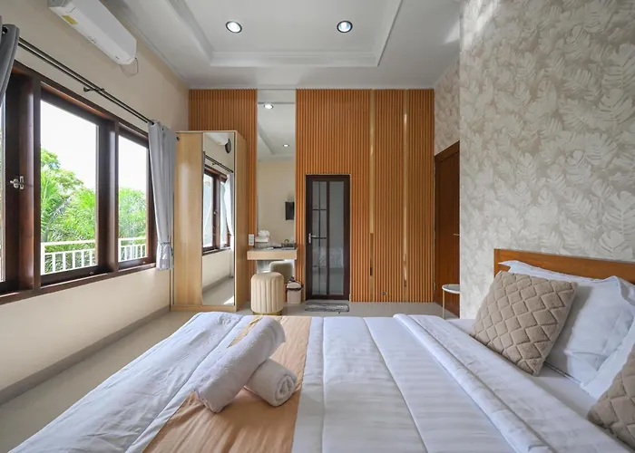 Puri Ratu With Private Pool