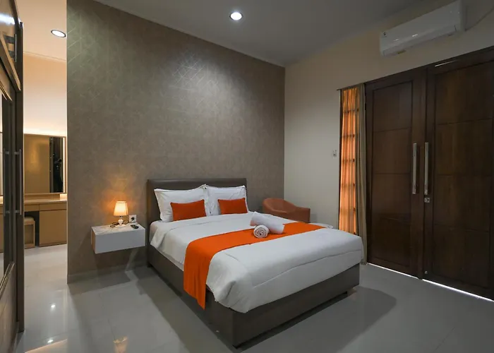 Puri Ratu With Private Pool *