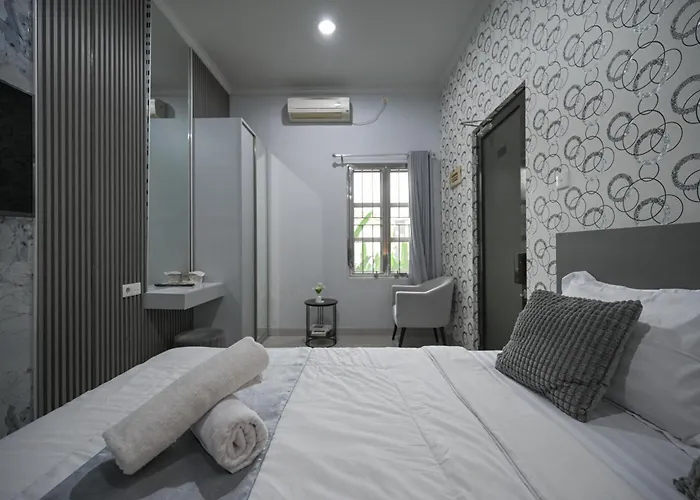 Puri Ratu With Private Pool Jimbaran